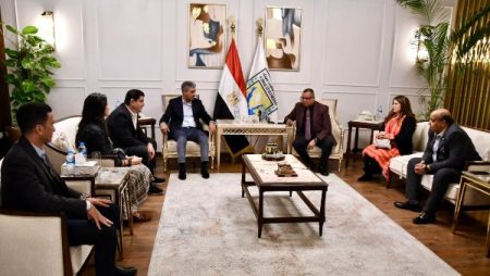 تعزيز التعاون المشترك بين السياحة ومحافظة جنوب سيناء لدفع الاستثمارات