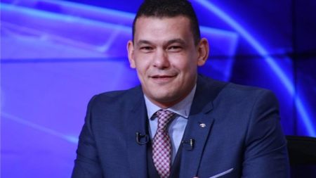خالد الغندور: تأخر صرف مقدمات عقود اللاعبين يثير أزمة في الزمالك