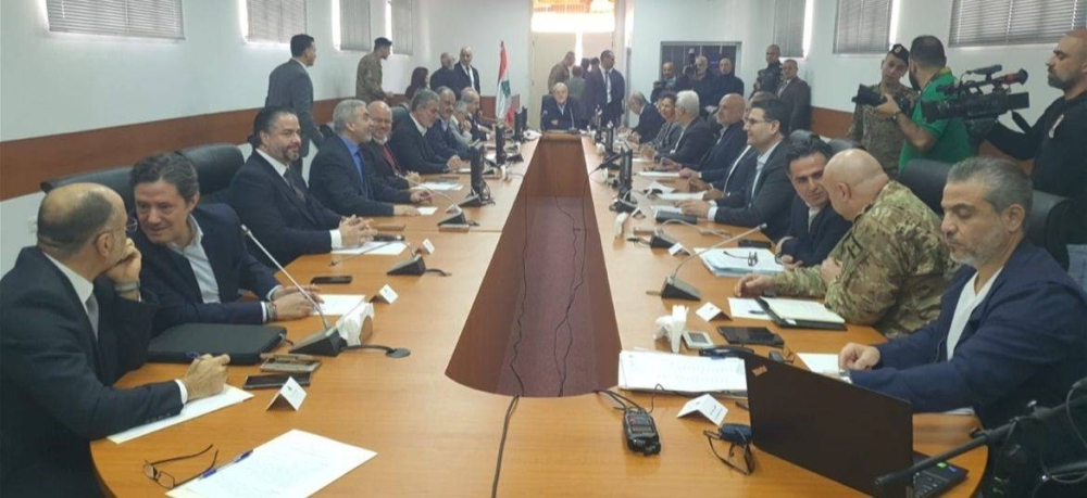 الحكومة اللبنانية من الجنوب: ملتزمون بتطبيق القرار 1701