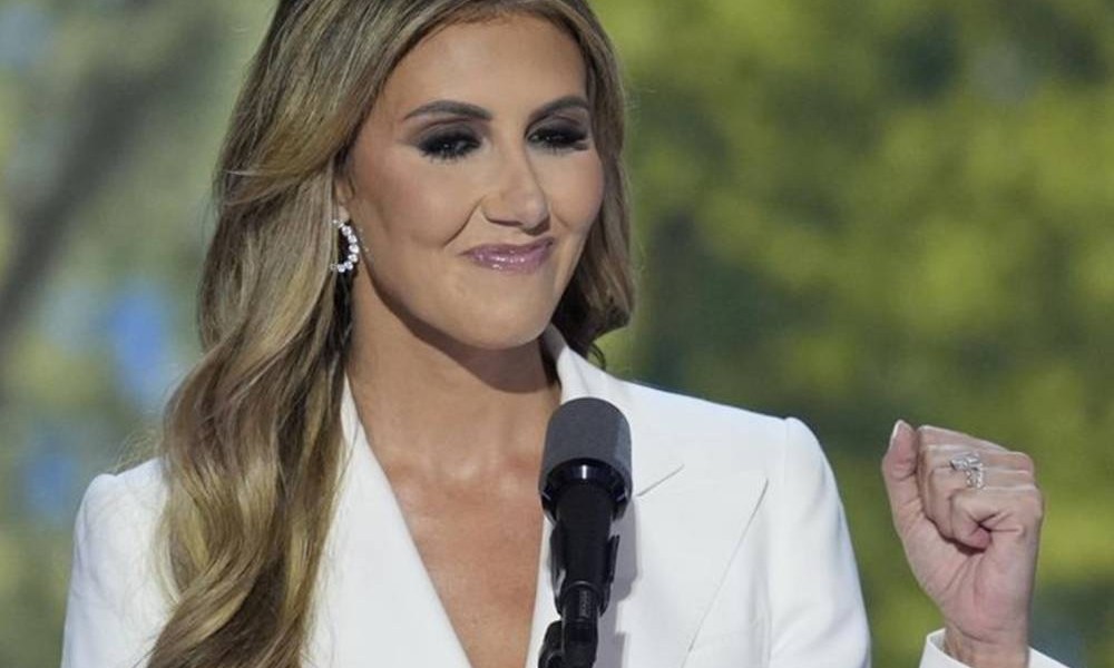 محامية «عراقية».. مستشارة للرئيس ترمب