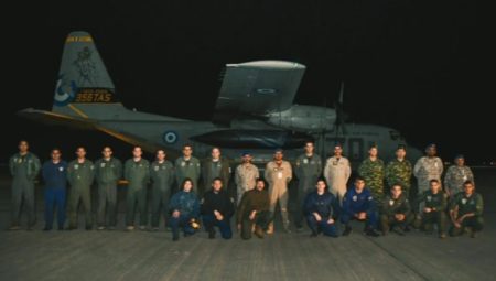 صور.. انطلاق مناورات التمرين الجوي “طويق 4” بقاعدة الأمير سلطان