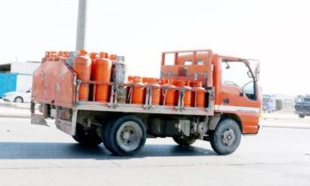 لغير أغراض التحميل والتنزيل.. منع مركبات توصيل الأسطوانات من التوقف في المناطق السكنية