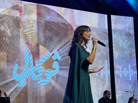 فايا يونان: مشواري لم يكن سهلاً.. وجمهور جدة يعكس الذوق الراقي للفن