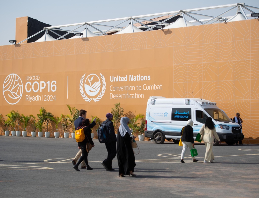 على مدار الساعة.. 3 عيادات طبية متكاملة تقدم خدماتها بـ”كوب 16″