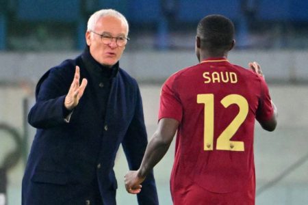 ماذا فعل رانييري بعد تسجيل سعود عبدالحميد هدف مع روما؟