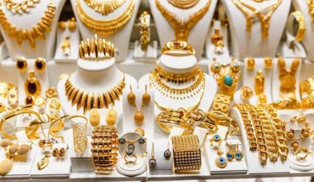 سعر الذهب في مصر اليوم الأحد.. عيار 21 يستقر عند 3820 جنيها