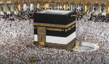 “الحج والعمرة”: أداء العمرة لمقيمي دول الخليج متاح في كل الأوقات