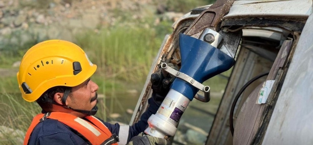 جازان.. الدفاع المدني ينفذ فرضية لمواجهة السيول في العارضة