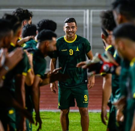 رد حاسم من الخليج على رحيل محترفه