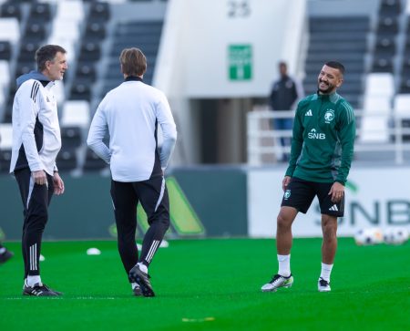 رسميًا.. رينارد يعلن قائمة الأخضر السعودي النهائية في كأس الخليج