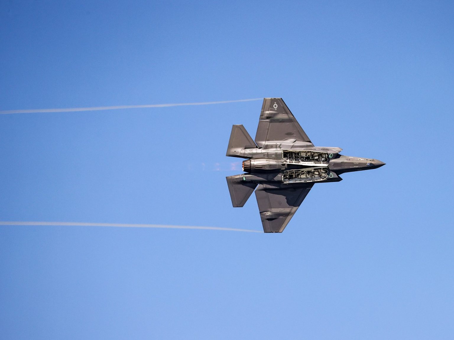 محكمة هولندية ترفض طلبا بوقف صادرات الأسلحة لإسرائيل