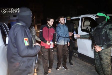 إعلام إسرائيلي: صفقة التبادل بغزة في طريقها إلى النضج