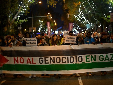 50 مدينة إسبانية تغني دعما لغزة