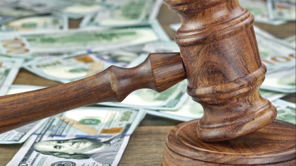 غسلا 100 مليون جنيه.. تاجرا عملة يواجهان عقوبة الحبس وغرامة 5 ملايين جنيه