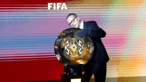شاهد| أول ظهور لكأس العالم للأندية 2025 بشكله الجديد