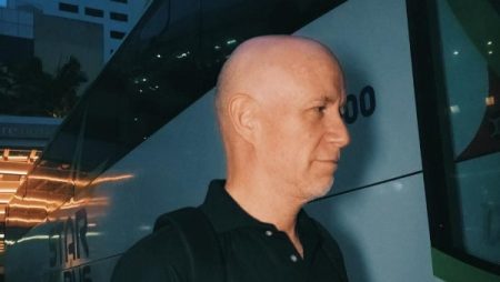 محاضرة بالفيديو لرجال طائرة الأهلي قبل مواجهة لوبي تشيڤيتانوڤا الإيطالي