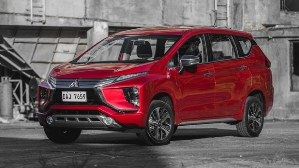 فبريكا هاي لاين| سيارة ميتسوبيشي 7 راكب بأرخص سعر.. صور فبريكا هاي لاين| سيارة ميتسوبيشي 7 راكب بأرخص سعر.. صور