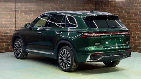 أسعار ومواصفات جيلي مونجارو 2025 الجديدة في السوق السعودي | صور