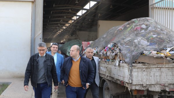تستوعب 2500 طن.. محافظ الجيزة يتابع انتظام العمل بمحطة المناولة للمخلفات بكرداسة