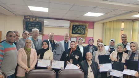 لإجرائهم 140 عملية.. تكريم فريق القسطرة القلبية بمستشفى قنا العام |صور