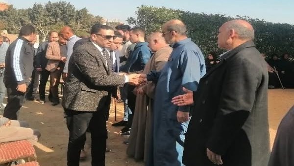 وكيل وزارة الشباب والرياضة بالشرقية يؤدي واجب العزاء في اللاعب «كالوشا»