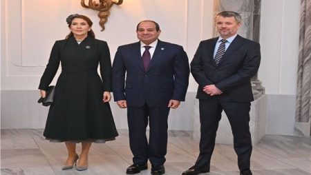 الرئيس السيسي يشارك في العشاء الرسمي لملك الدنمارك
