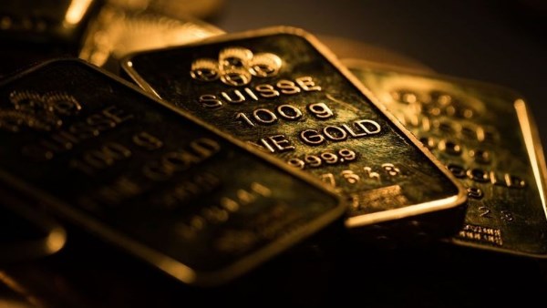 الذهب يتجه لثاني خسارة أسبوعية بانتظار تقرير الوظائف