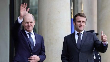 شولتس وماكرون يبديان “استعدادا مشروطا” للتعاون مع قادة سوريا الجدد