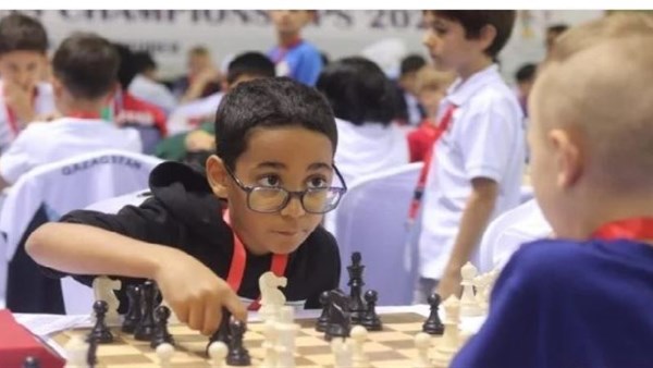 منهج هولندي.. انطلاق أول حصة لشطرنج المدارس على مستوى الجمهورية
