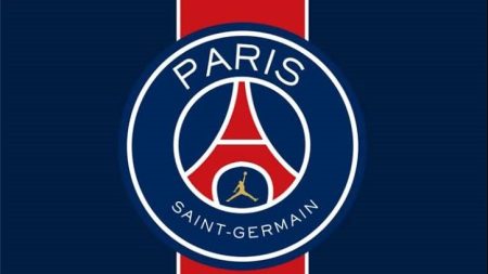 تقارير فرنسية تكشف احتمالية بيع باريس سان جيرمان