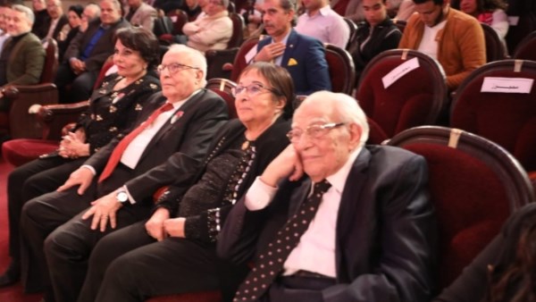 رشوان توفيق وسميرة عبد العزيز وعفاف شعيب في حفل تكريم فردوس عبد الحميد
