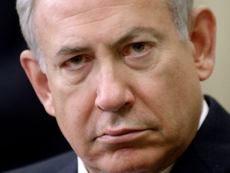 المحقق مع نتنياهو بتهم الفساد: أنا على قناعة بأنه مذنب