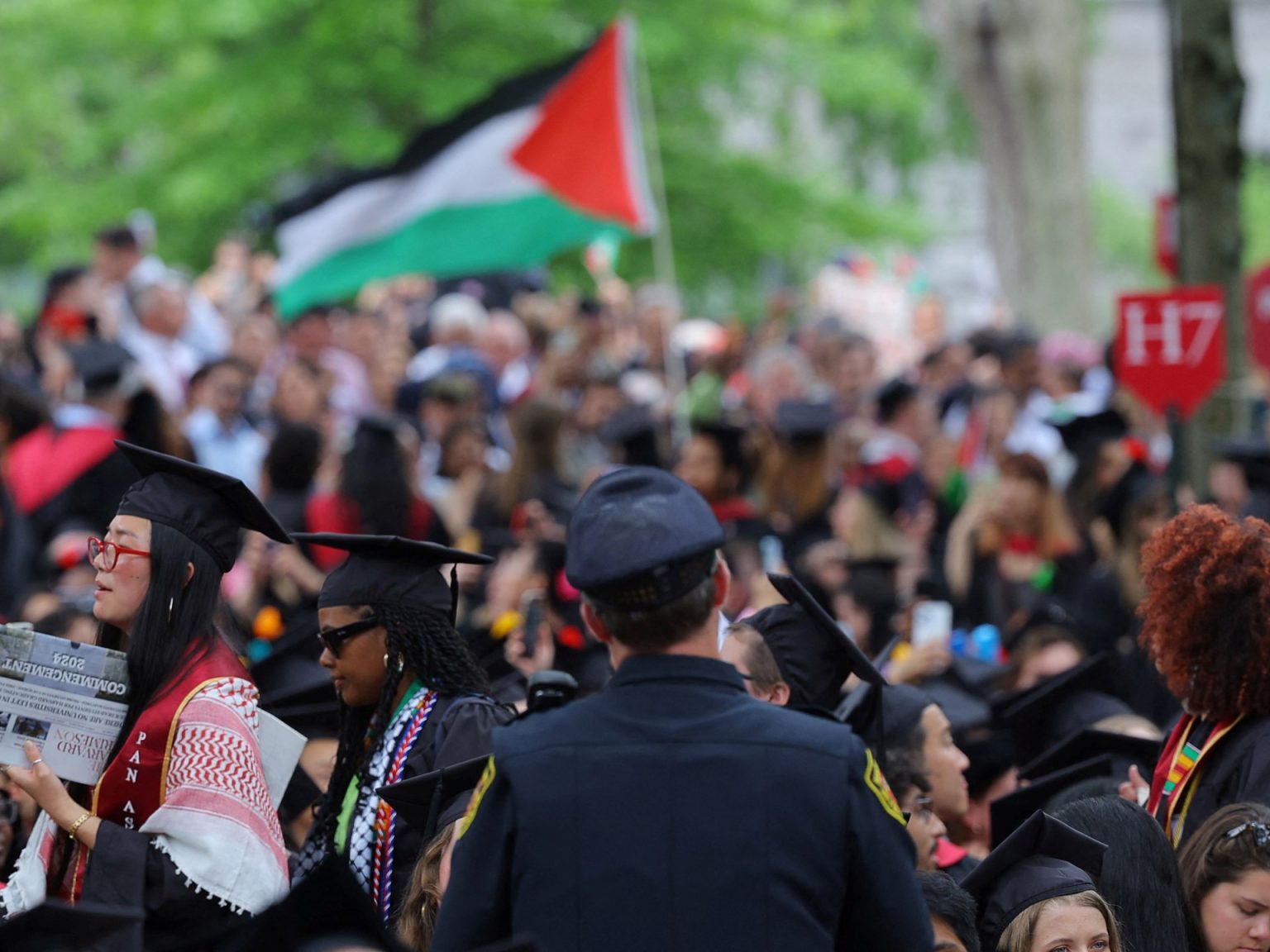 جامعات أميركية وكندية تستعين بشركات أمنية إسرائيلية لقمع مؤيدي فلسطين