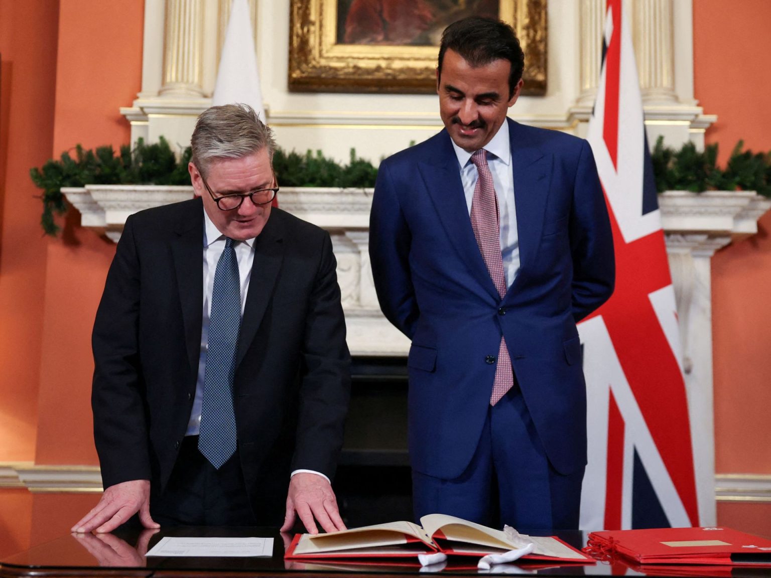 اتفاق قطري بريطاني على تقوية الشراكة ودعم جهود وقف إطلاق النار بغزة