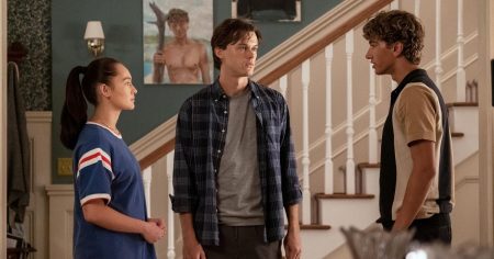 لا يحتوي الموسم الثالث من “The Summer I Turned Pretty” على “حلقات حشو” وسط مثلث الحب البطني