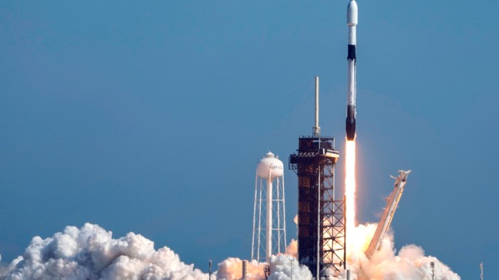 يرتفع تقييم SpaceX إلى 350 مليار دولار في صفقة أسهم الموظفين