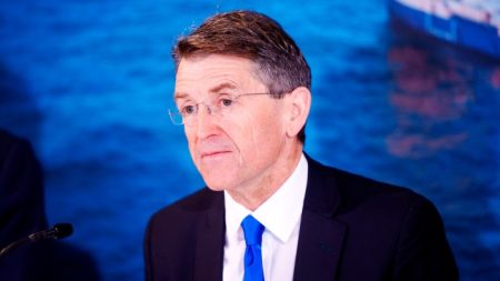 رئيس شركة Ineos Energy يحذر من أن الضرائب “العقابية” في المملكة المتحدة تجعل بحر الشمال غير قابل للاستثمار