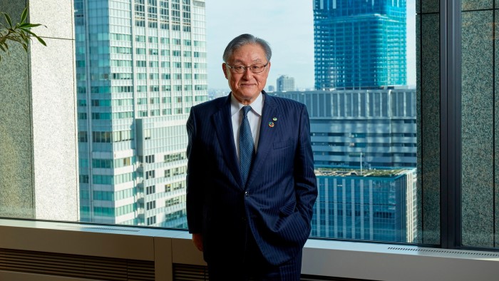 يحذر كرسي هيتاشي من تعرض مصنع القطارات في المملكة المتحدة للخطر ما لم يتم إحياء المحطة الشمالية HS2