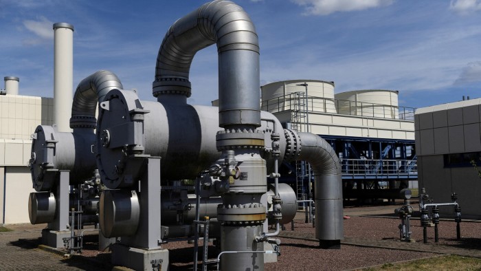 يحترق الاتحاد الأوروبي من خلال تخزين الغاز بأسرع معدل منذ أزمة الطاقة