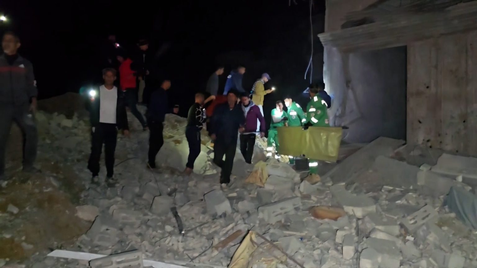 3 شهداء في غارة إسرائيلية على منزل غربي مدينة غزة