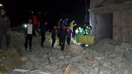 3 شهداء في غارة إسرائيلية على منزل غربي مدينة غزة