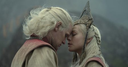 دليل شامل لعروض برقول: من “بيت التنين” إلى “الملكة شارلوت”