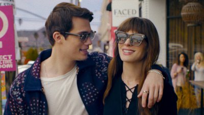 مجلة Us Weekly تعلن أن طراز كوغار هي المرأة العصرية الجديدة في هوليوود — فقط اسأل هؤلاء النجوم