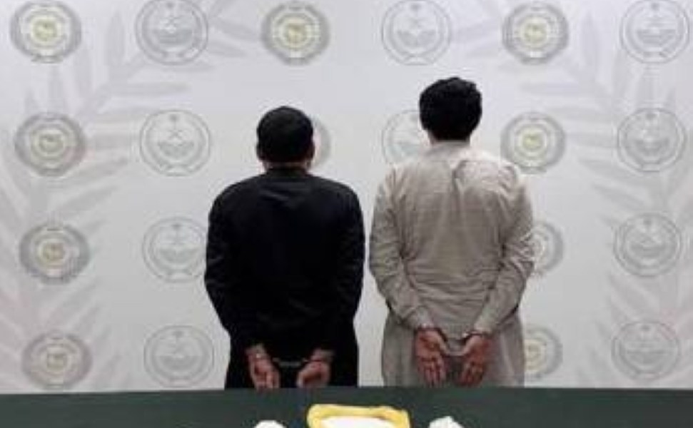 «مكافحة المخدرات» بالرياض تقبض على مقيمين لترويجهما 5 كيلوغرامات من «الشبو»