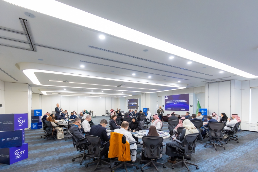 للخروج بحلول مبتكرة.. “هيئة الاتصالات” تستضيف فعالية The frontier