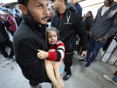 الاحتلال يطالب بإخلاء مستشفيي العودة والإندونيسي فورا