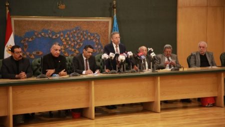 ينتظرون الإشارة.. 2000 طبيب مصري جاهزون لإصلاح القطاع الصحي في غزة