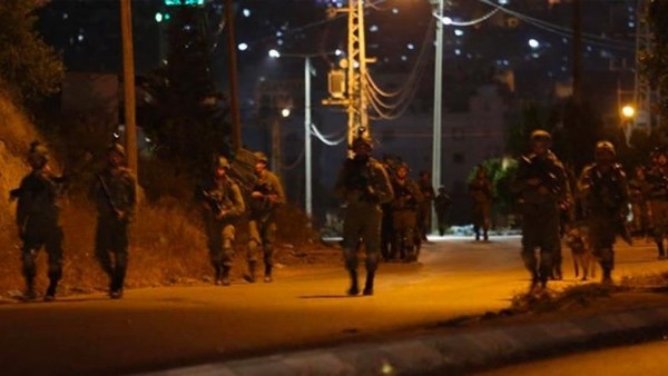 الجيش الإسرائيلي يقتحم مستشفى بجنين ويقـ.تل شابا في قلنديا