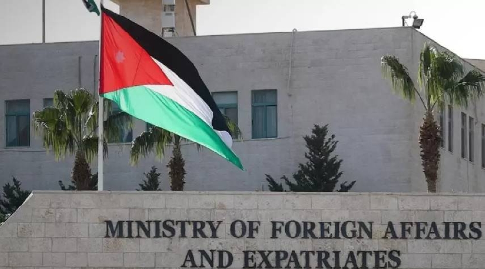 الأردن ترحب باستضافة المملكة المباحثات بين الوفدين الروسي والأمريكي