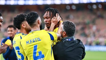 محمد سيماكان يوجه هذه الرسالة لجماهير النصر عقب مواجهة الأهلي